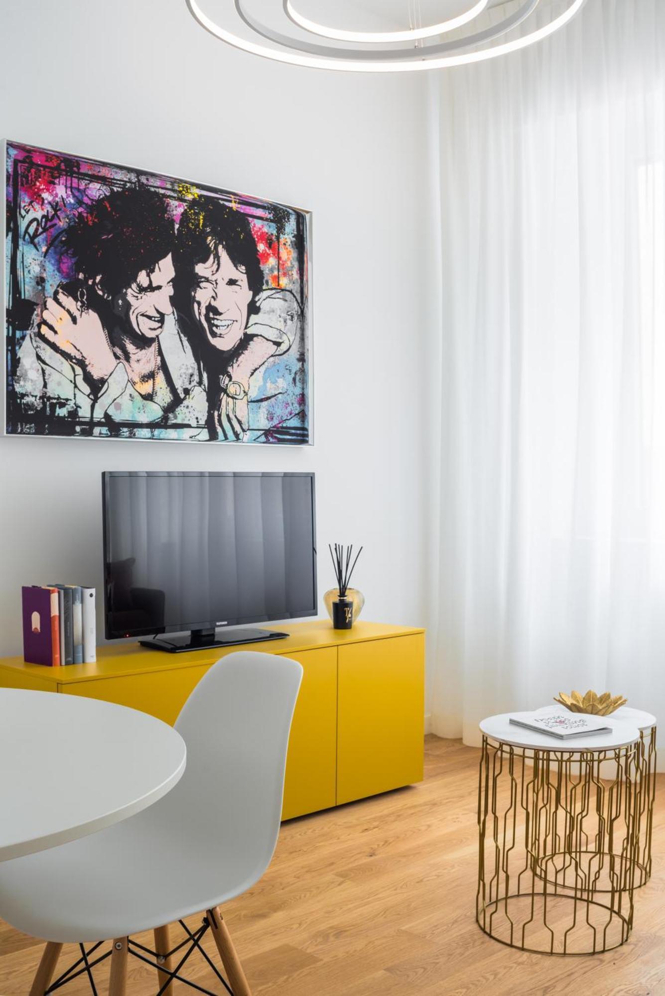 San Babila Design Apartment R&R Milano Eksteriør bilde