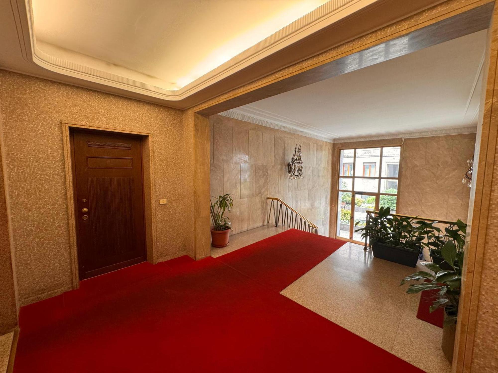 San Babila Design Apartment R&R Milano Eksteriør bilde